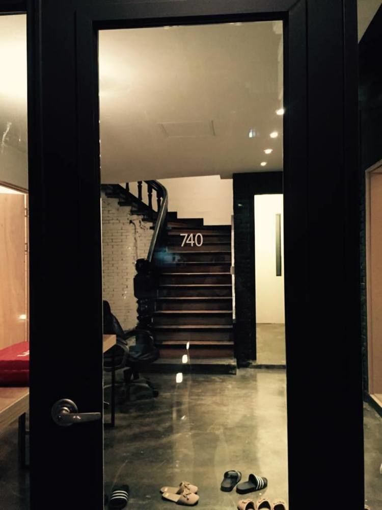 House 740 Hostel โซล ภายนอก รูปภาพ